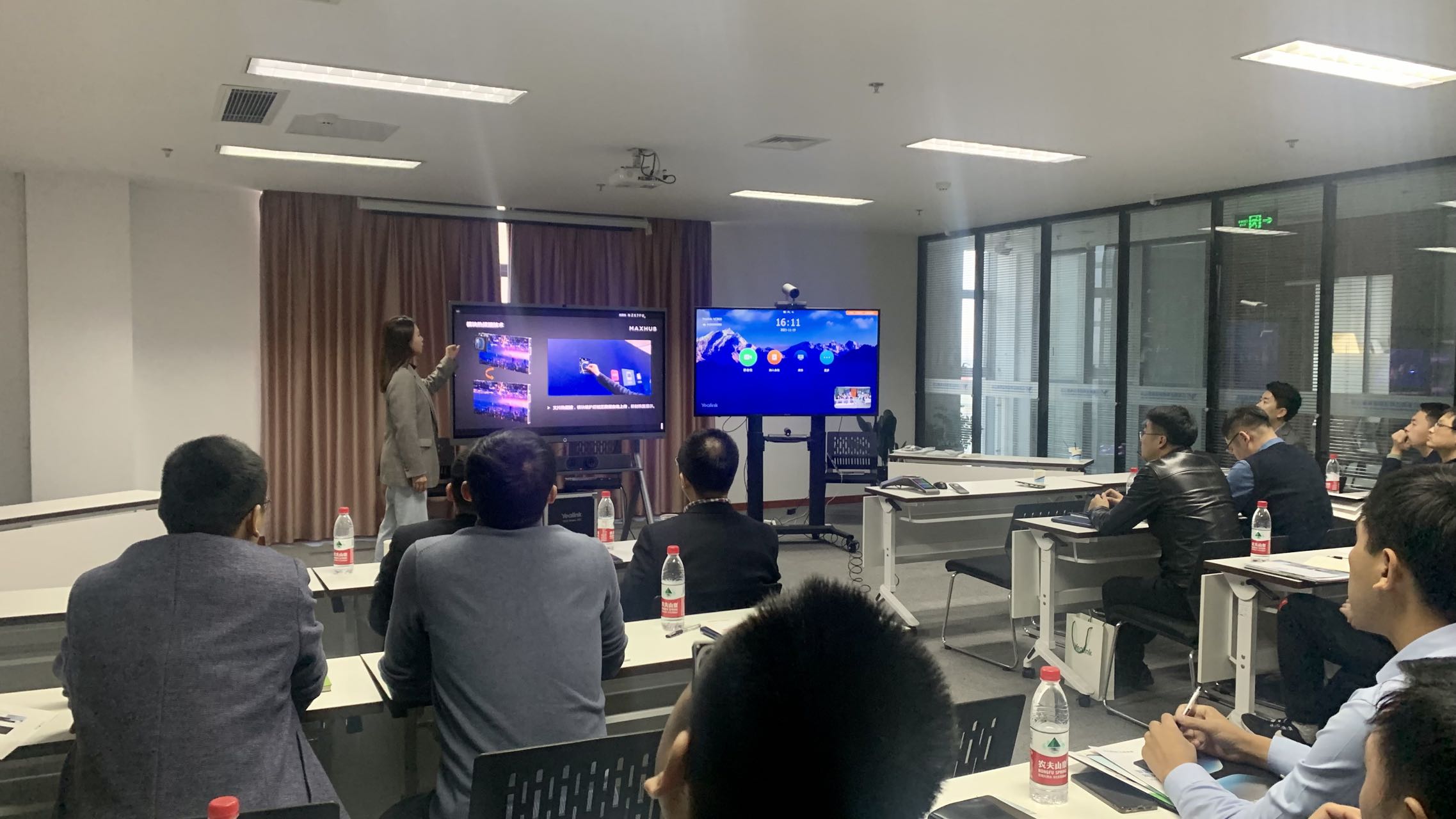 仟彩轩网科开展音视频会议设备的培训