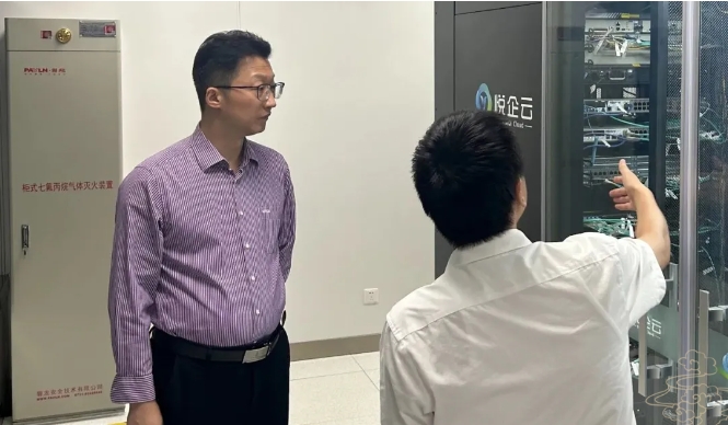 仟彩轩网科夏季用电专项检查活动